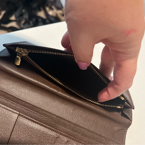 Authentic Louis Vuitton Damier Ebene Brazza Wallet - Picture 6 of 11